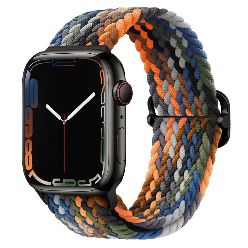 Watchify klokkereim for Apple Watch. En nydelig, komfortabel og elastisk klokkereim med en spenne som ikke er ubehagelig mot huden. Passer Apple Watch series 1/2/3/4/5/6/7/ultra. Multifarge camo strikket