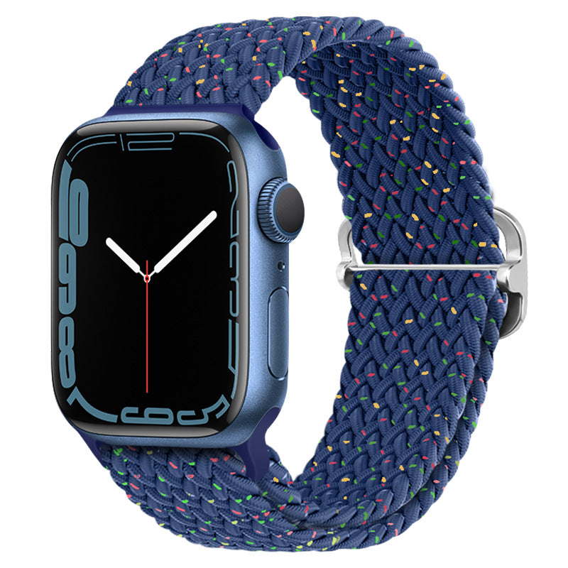 Watchify klokkereim for Apple Watch. En nydelig, komfortabel og elastisk klokkereim med en spenne som ikke er ubehagelig mot huden. Passer Apple Watch series 1/2/3/4/5/6/7. Starlight 3 strikket